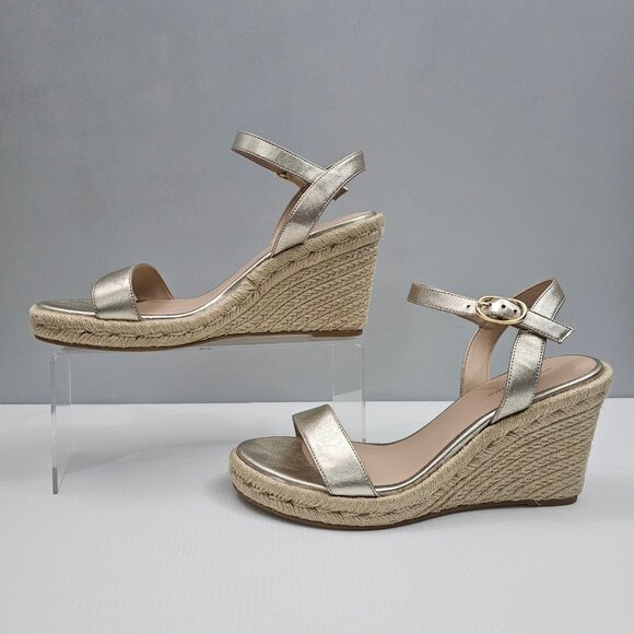 Stuart Weitzman Teddi Wedge Womens 8.5 Metallic Gold Espadrille Sandal NEW - Picture 2 of 13